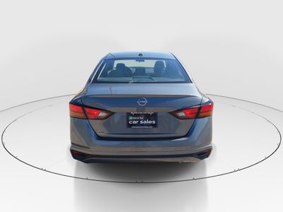 2025 Nissan Altima - Photo 6