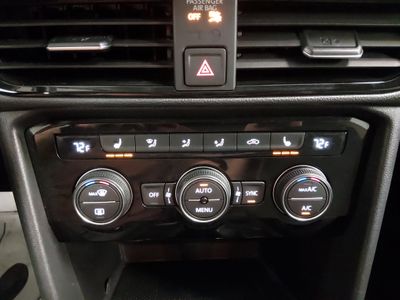 2024 Volkswagen Taos - Photo 17