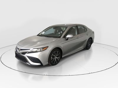 2024 Toyota Camry - Photo 3