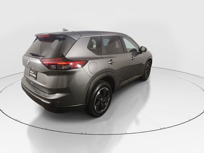 2025 Nissan Rogue - Photo 7