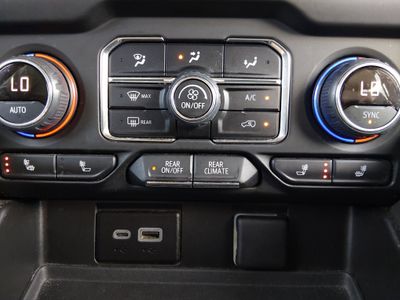2023 Chevrolet Tahoe - Photo 18