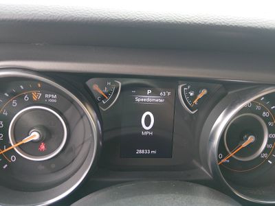 2023 Jeep Gladiator - Photo 14