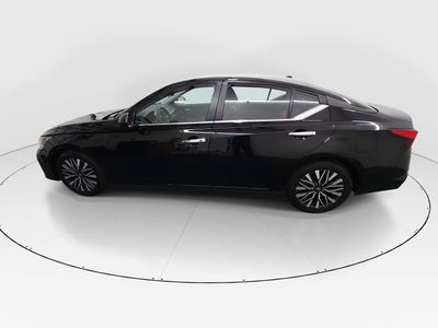 2024 Nissan Altima - Photo 4