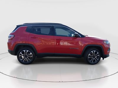 2023 Jeep Compass - Photo 8