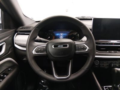 2024 Jeep Compass - Photo 12