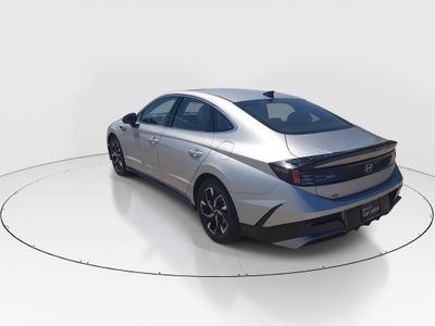 2025 Hyundai Sonata - Photo 5