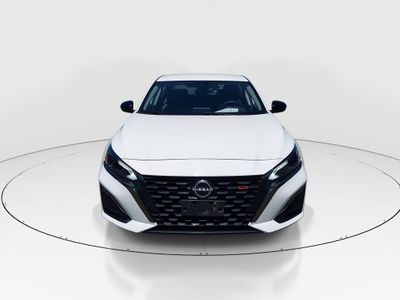 2024 Nissan Altima - Photo 2