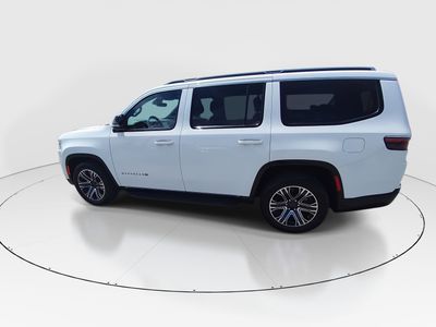 2024 Jeep Wagoneer - Photo 4