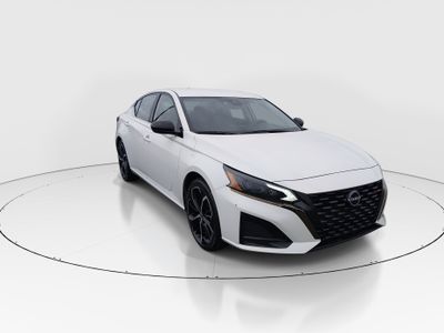 2024 Nissan Altima - Photo 1