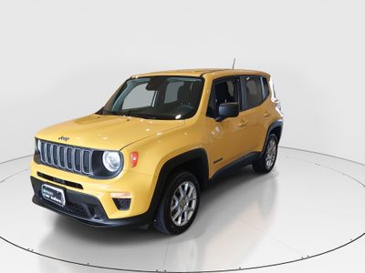 2023 Jeep Renegade - Photo 3
