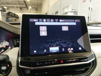 2024 Jeep Compass - Photo 18