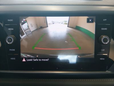 2024 Volkswagen Taos - Photo 16