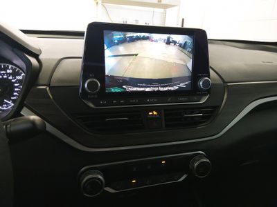 2025 Nissan Altima - Photo 16