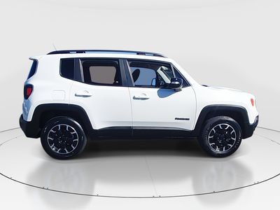 2023 Jeep Renegade - Photo 8