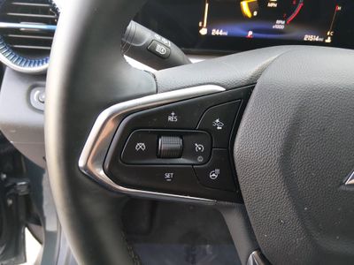 2025 Chevrolet Trax - Photo 12