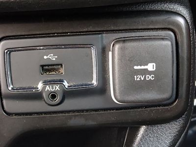 2023 Jeep Renegade - Photo 18