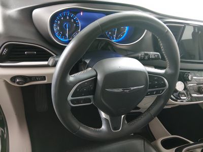 2022 Chrysler Pacifica - Photo 12