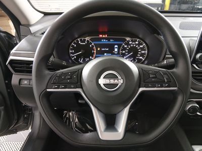 2025 Nissan Altima - Photo 12