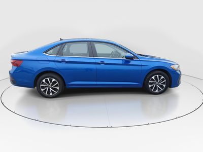 2024 Volkswagen Jetta - Photo 8