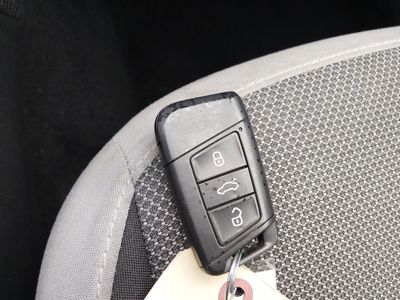 2024 Volkswagen Taos - Photo 15