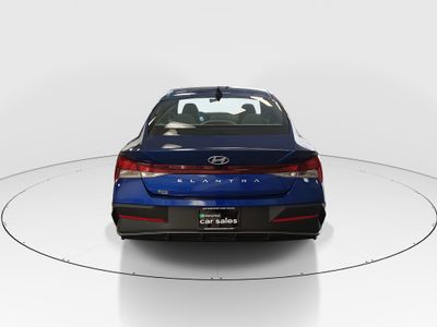 2024 Hyundai Elantra - Photo 6