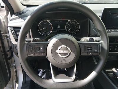 2024 Nissan Rogue - Photo 12