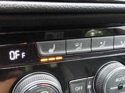 2024 Volkswagen Taos - Photo 17