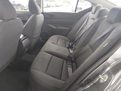 2025 Nissan Altima — photo 17 view