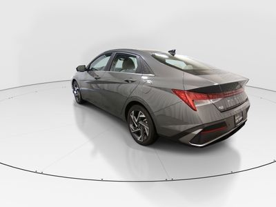 2024 Hyundai Elantra - Photo 5