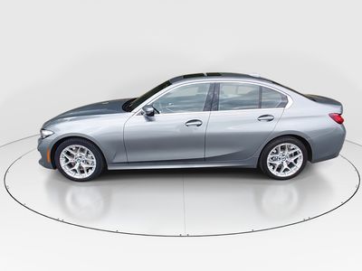 2025 BMW 3 Series - Photo 4