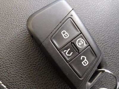 2024 Volkswagen Taos - Photo 15