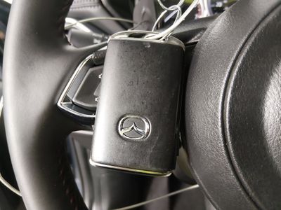 2025 Mazda CX-5 - Photo 15