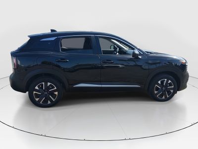2025 Nissan Kicks - Photo 8