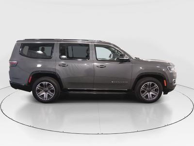 2024 Jeep Wagoneer - Photo 8