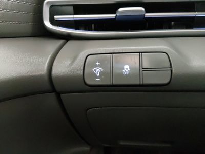 2024 Hyundai Elantra - Photo 13
