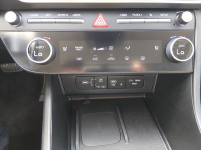 2025 Hyundai Sonata Hybrid — photo 21 view
