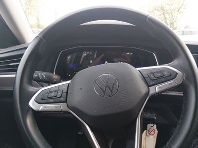 2024 Volkswagen Jetta - Photo 12
