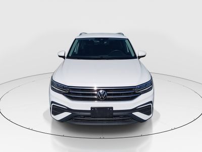 2024 Volkswagen Tiguan - Photo 2