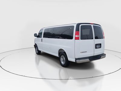 2025 Chevrolet Express Passenger - Photo 5
