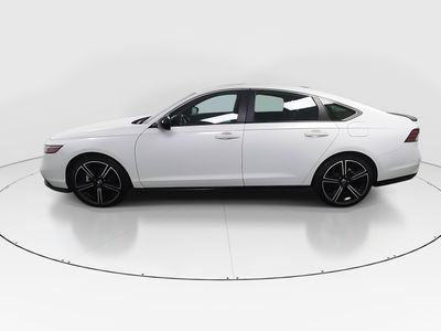 2023 Honda Accord Hybrid - Photo 4