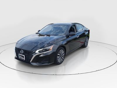 2024 Nissan Altima - Photo 3
