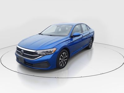 2024 Volkswagen Jetta - Photo 3