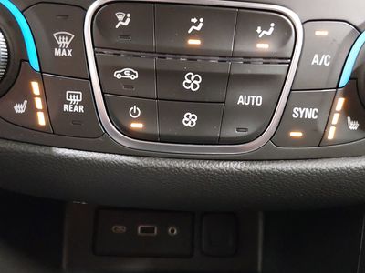 2024 Chevrolet Equinox - Photo 17
