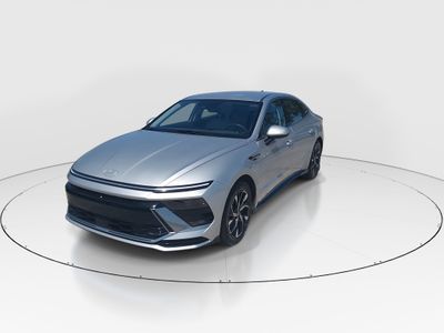 2025 Hyundai Sonata - Photo 3
