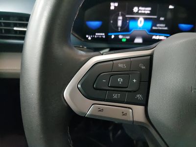2024 Volkswagen Taos - Photo 12