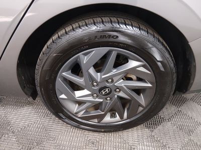 2024 Hyundai Elantra - Photo 10