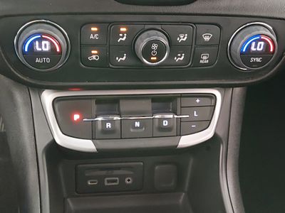 2023 GMC Terrain - Photo 19