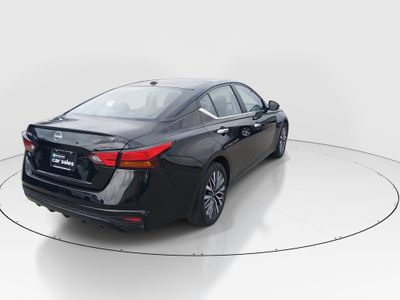 2025 Nissan Altima - Photo 7