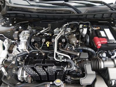 2024 Nissan Altima — photo 9 view