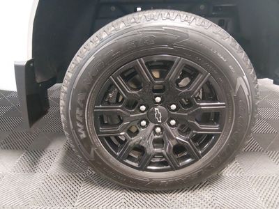 2025 Chevrolet Colorado — photo 10 view